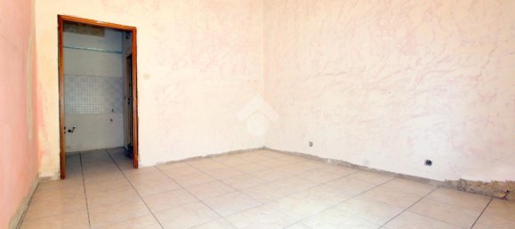 Квартира с 2 комнатами в Лучера, Италия № 109667 2