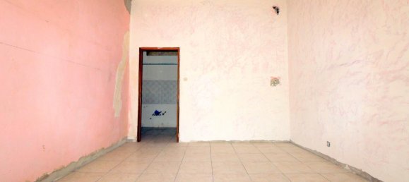 Квартира с 2 комнатами в Лучера, Италия № 109667 24