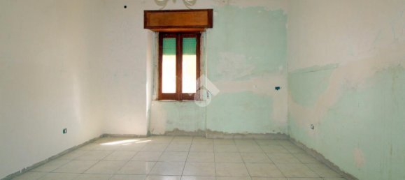 Квартира с 2 комнатами в Лучера, Италия № 109667 11