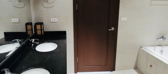 1 bedroom Condo in Pattaya, Thailand No. 11926 2