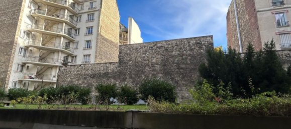 1 bedroom Apartment in Paris, France No. 324830 5