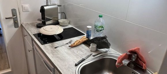 1 bedroom Apartment in Paris, France No. 324830 3