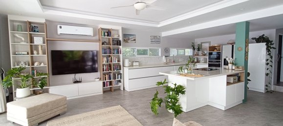 4 bedrooms Cafe / restaurant in Ko Samui, Thailand No. 10840 2