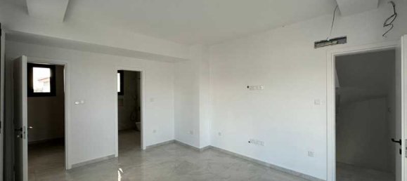 4 bedrooms Commercial property in Geroskípou, Cyprus No. 20712 2