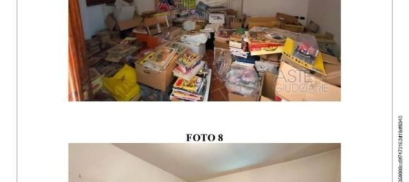 7-salle Appartement à Pescia, Italy No. 40767 6