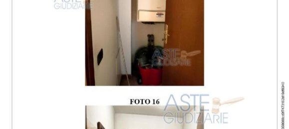 7-salle Appartement à Pescia, Italy No. 40767 10