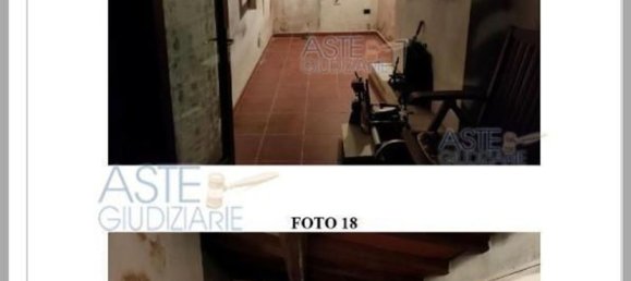 7-salle Appartement à Pescia, Italy No. 40767 36