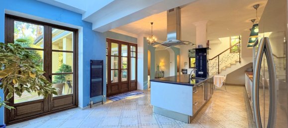 6 bedrooms Villa in Cadiz, Spain No. 148078 7