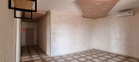 4 bedrooms Apartment in Campagna, Italy No. 332928 9