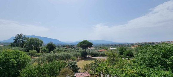 4 bedrooms Apartment in Campagna, Italy No. 332928 4