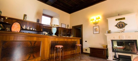 25 rooms Villa in Montereale, Italy No. 303964 4
