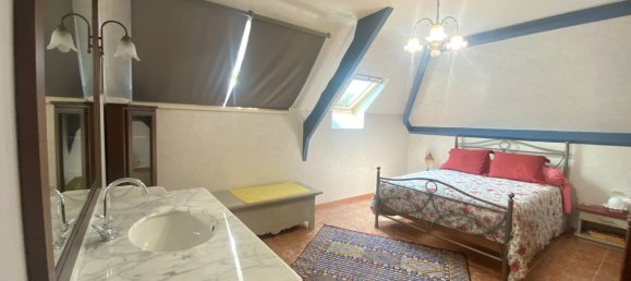 4 bedrooms House in Vierzon, France No. 91113 20