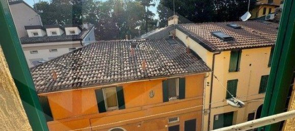 1 bedroom Apartment in Bologna, Italy No. 34557 2