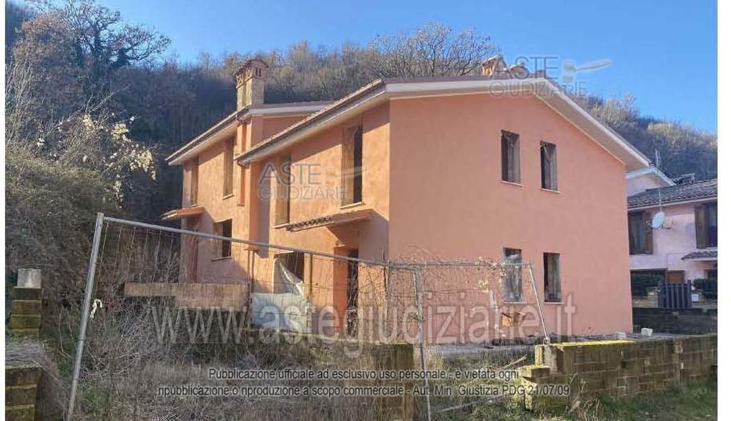 8 bedrooms House in Rocca di Botte, Italy No. 352843