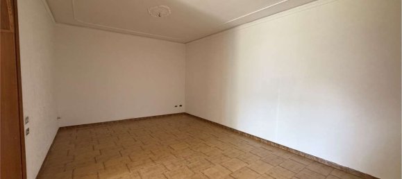 6 غرف نوم فيلا في Roverchiara, Italy رقم 370000 17