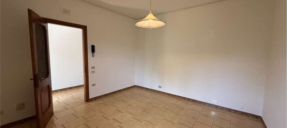 6 غرف نوم فيلا في Roverchiara, Italy رقم 370000 15