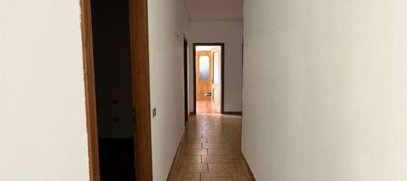 6 غرف نوم فيلا في Roverchiara, Italy رقم 370000 20