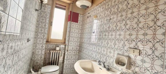 Apartamento de 4 divisões em Bitritto, Italy N.º 29067 53