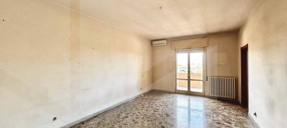 Apartamento de 4 divisões em Bitritto, Italy N.º 29067 25