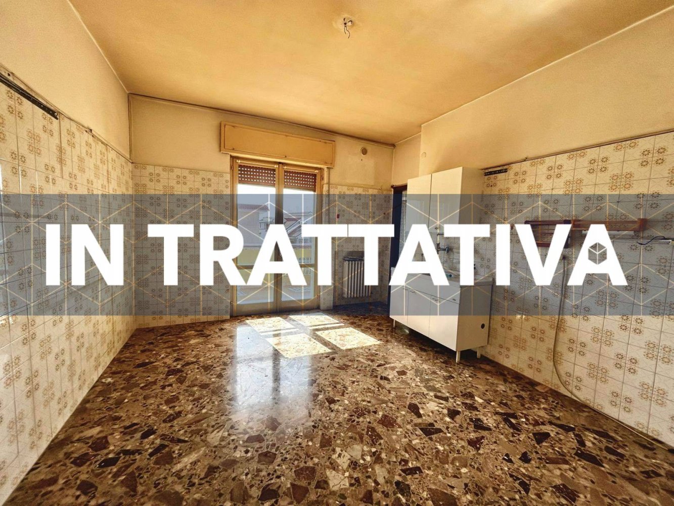 Apartamento de 4 divisões em Bitritto, Italy N.º 29067