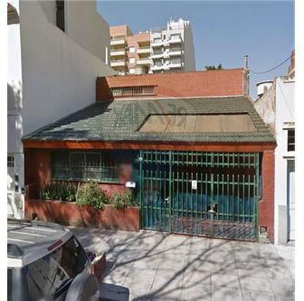 5 bedrooms Land in Buenos Aires, Argentina No. 117148
