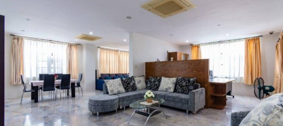 Дом с 4 спальнями в Хуа Хин, Таиланд № 24560 8