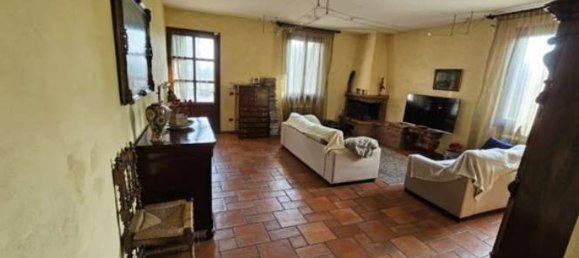 22-salle Maison à Cavezzo, Italy No. 98132 54