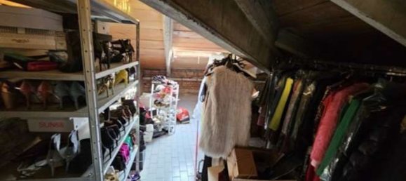 22-salle Maison à Cavezzo, Italy No. 98132 17