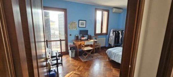 22-salle Maison à Cavezzo, Italy No. 98132 48