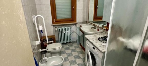 5 rooms Apartment in Vinovo, Italy No. 213594 16