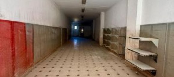 82m² Commercial property in Valencia, Spain No. 172284 2