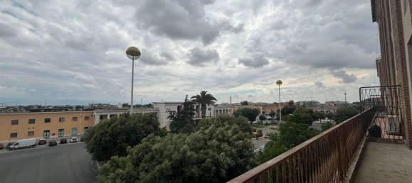 Квартира с 3 комнатами в Фоджа, Италия № 18782 27