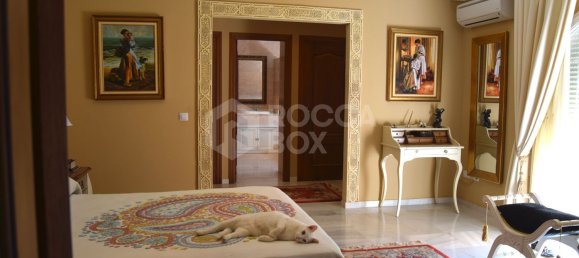 Villa de 4 dormitorios en Estepona, Spain No. 118928 40