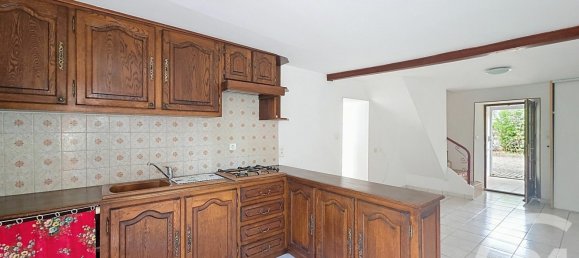 2 Schlafzimmer Haus in Lucon, France, Nr. 357655 3