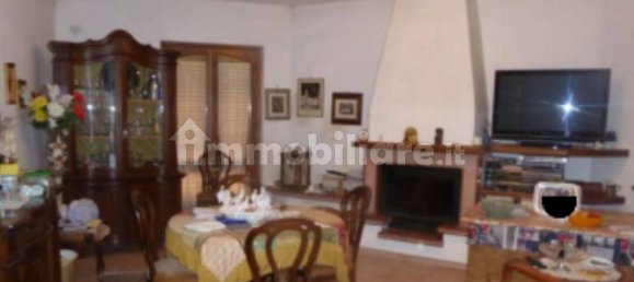 2 bedrooms Apartment in Viterbo, Italy No. 66704 5