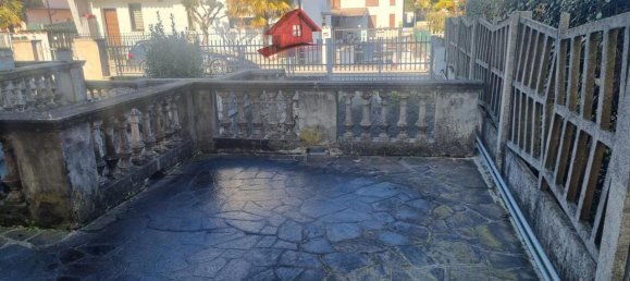 4-salle Appartement à Brembate, Italy No. 29448 6