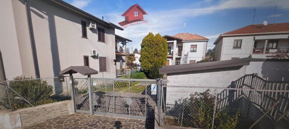 4-salle Appartement à Brembate, Italy No. 29448 4