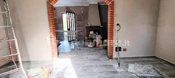 Вилла с 2 спальнями в Фучеккьо, Италия № 186340 17