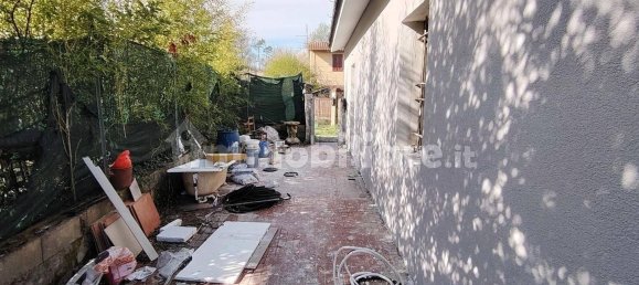 Вилла с 2 спальнями в Фучеккьо, Италия № 186340 14