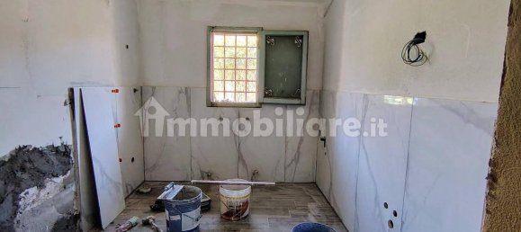 Вилла с 2 спальнями в Фучеккьо, Италия № 186340 4