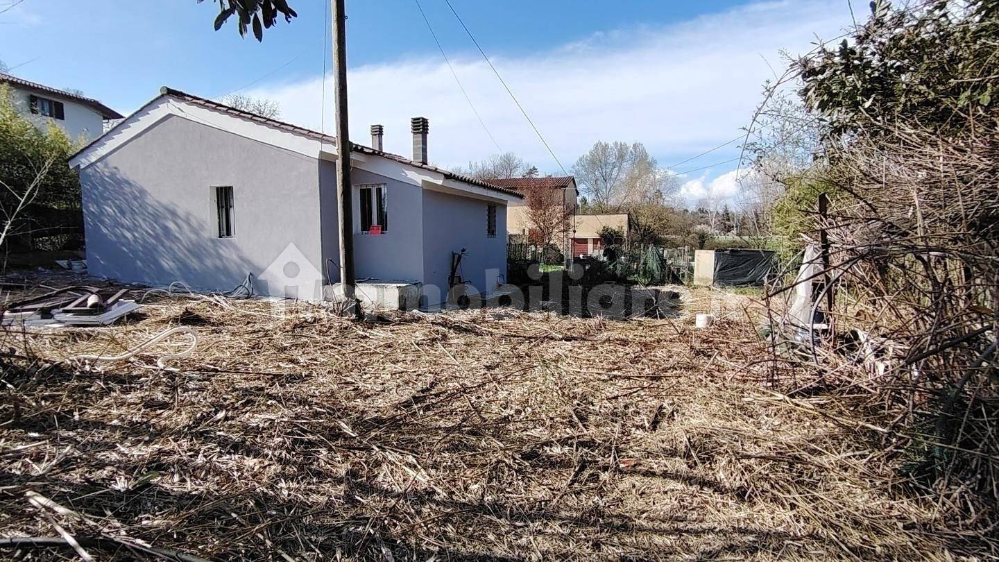 Вилла с 2 спальнями в Фучеккьо, Италия № 186340