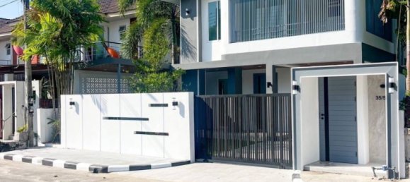 4 bedrooms House in Ko Kaeo, Thailand No. 26723 2