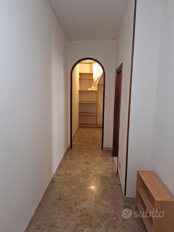 3 rooms Apartment in Verona, Italy No. 288023