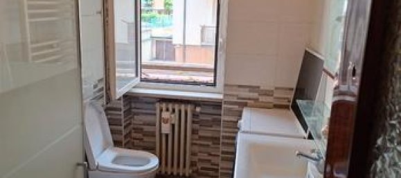 3 rooms Apartment in Verona, Italy No. 288023 4