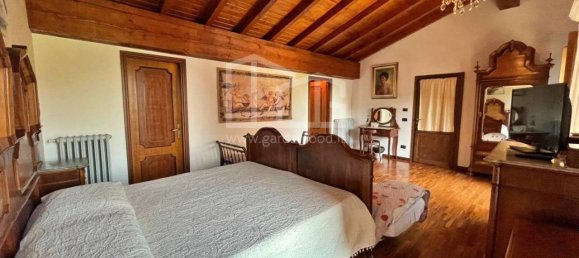 10 rooms House in Pozzolengo, Italy No. 23031 23