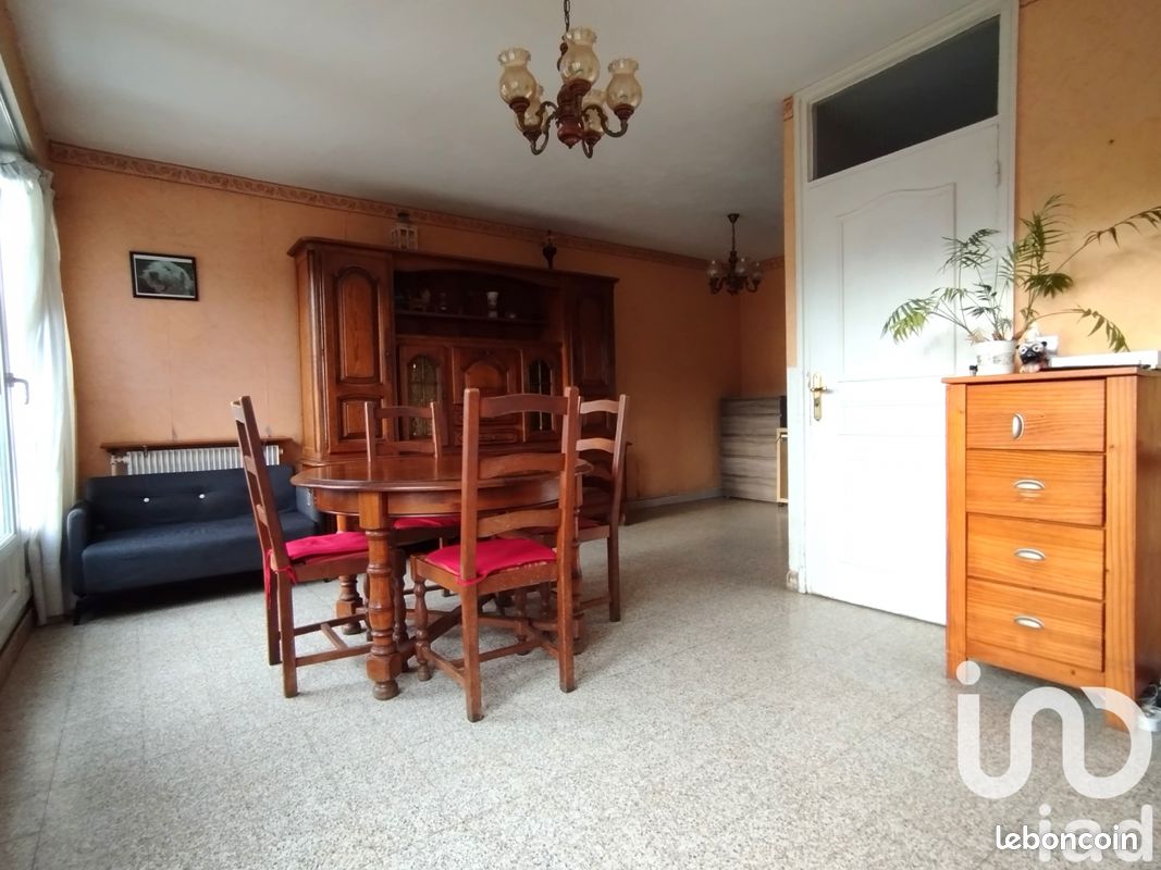 5غرفة منزل في Mons-en-Baroeul, France رقم 52443