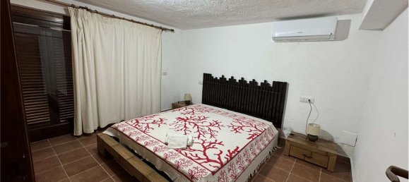 Villa de 3 dormitorios en Olbia, Italy No. 49989 28