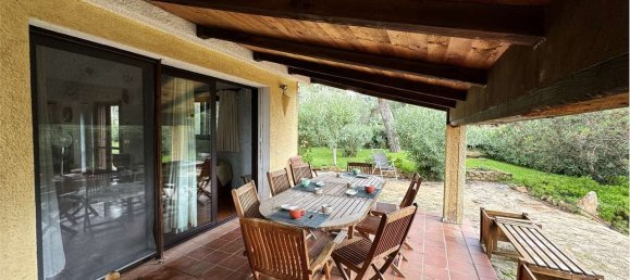 Villa de 3 dormitorios en Olbia, Italy No. 49989 24