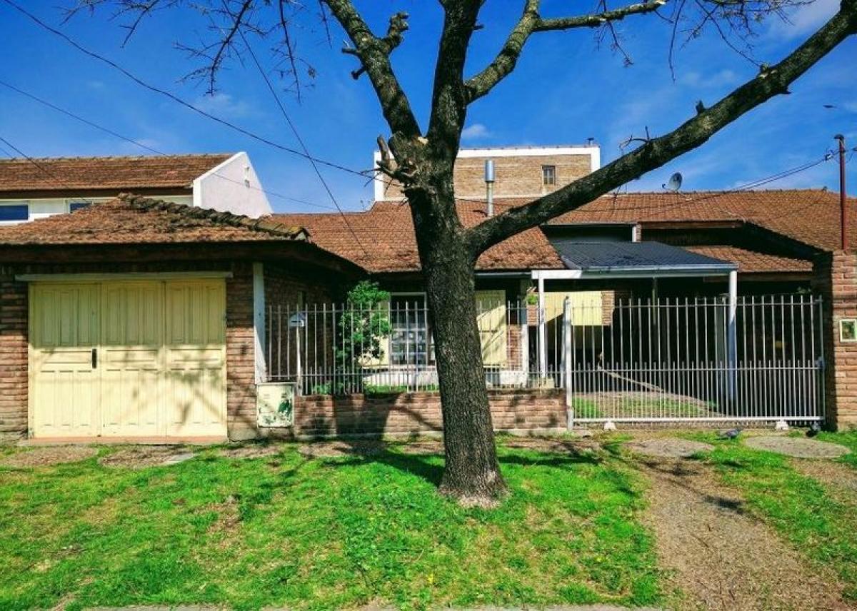 Casa T5 em Moron, Argentina N.º 15906