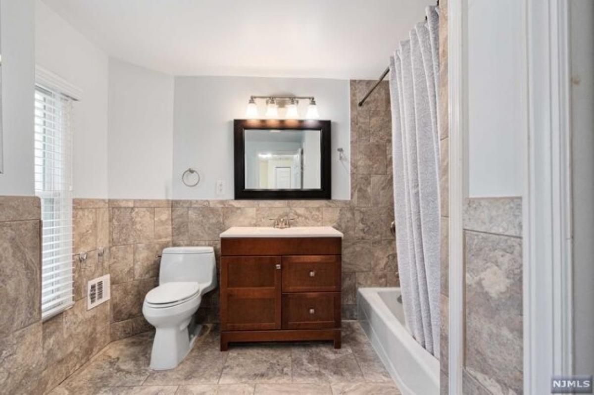 2 bedrooms House in Oradell, USA No. 403542